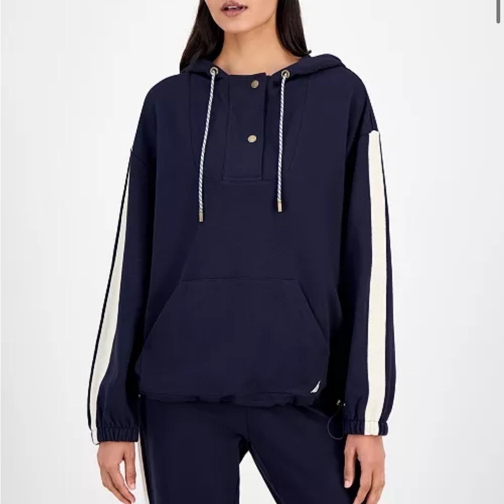 Nautica Jeans
Women's Long-Sleeve Sailor Sweatshirt